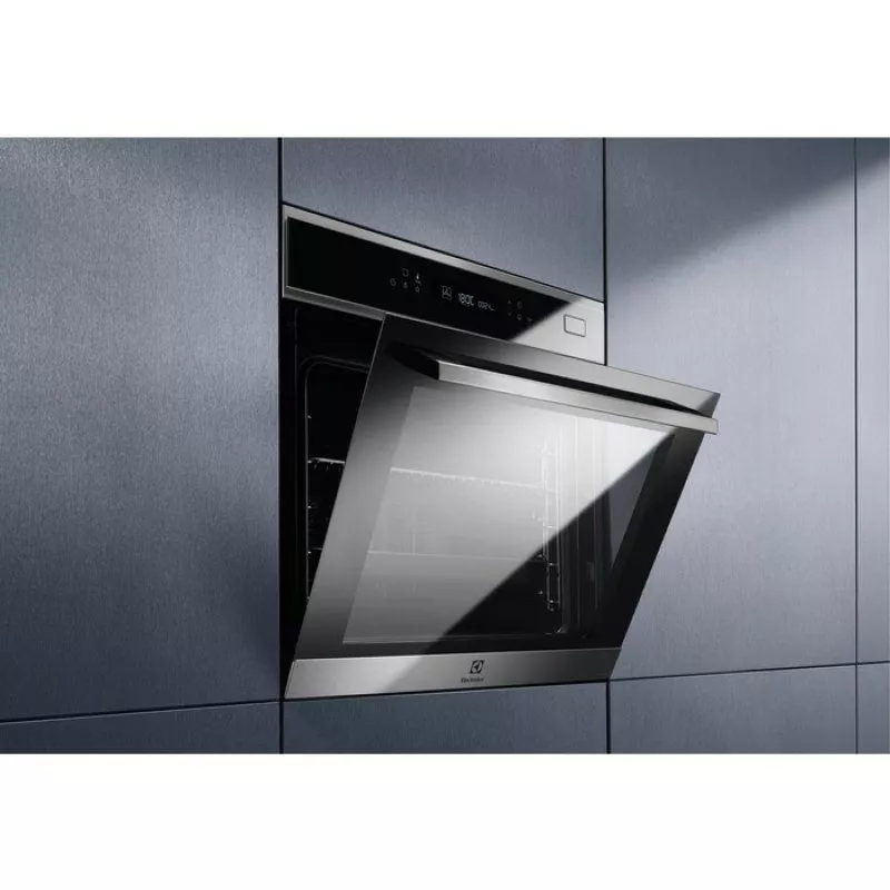 Kritika Electrolux EOB7S31X