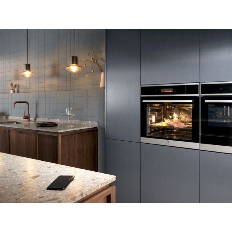 Hodnocení Electrolux EOB7S31X