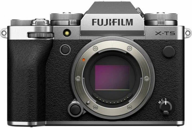 Pohled na FujiFilm X-T5