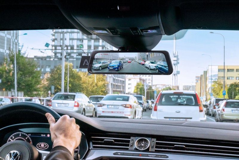 Komentáře k LAMAX S9 Dual GPS