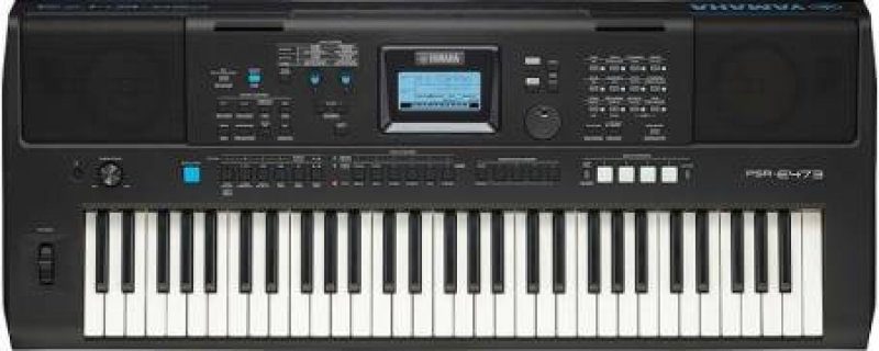 Zkoumání Yamaha PSR-E473