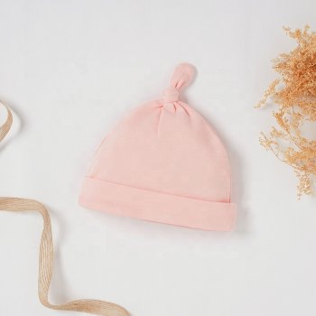 Baby Dětská čepička s uzlíkem z BIO bavlny Růžová