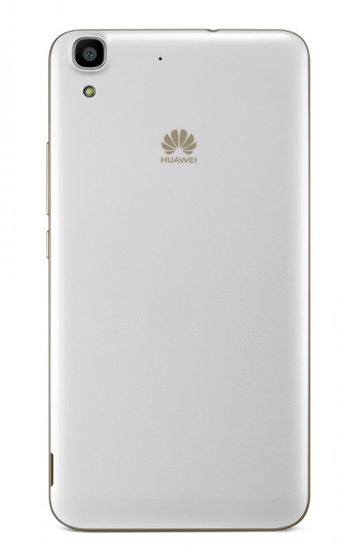 Ostestováno: Huawei Y6