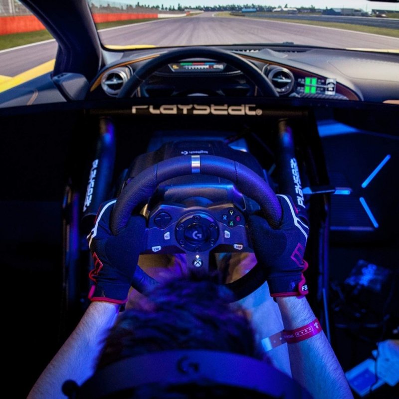  Logitech G920 Driving Force Racing Wheel 941-000123