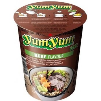 YumYum Instantní nudlová polévka s hovězí příchutí 70 g v kelímku