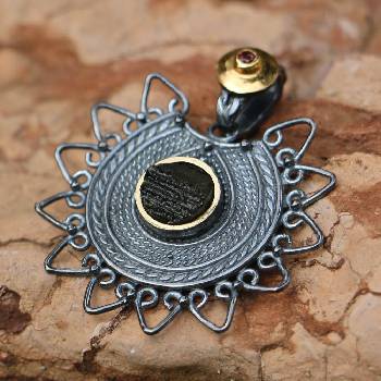 Kanevsky LADA pozlacený stříbrný přívěsek s vltavínem P38869