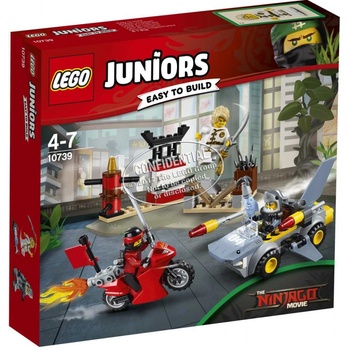 LEGO® Juniora 10739 Žraločí útok