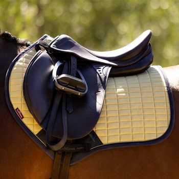 LeMieux Podsedlová dečka Suede léto 2025 Mimosa