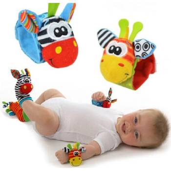 Playgro chrastící ponožky a náramky
