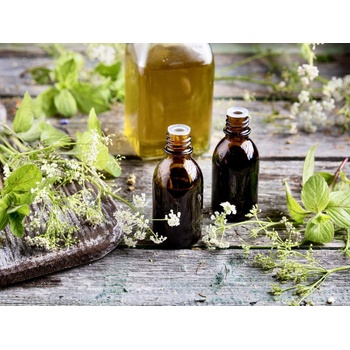 Remoska Kurz: Léčivé bylinkové sirupy Termín: Dárkový poukaz bez termínu (termín vybere obdarovaný) 2200,00 Kč