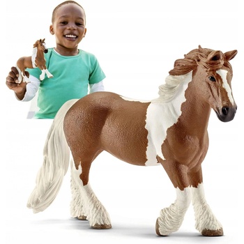 Schleich 13773 Tinkerská kobyla