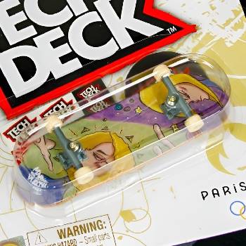 TechDeck Fingerboard Paris 2024 edition mini skateboard 2