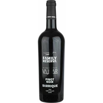 Vinařství Vajbar Pinot Noir Family Reserva výběr z hroznů 2022 15,5% 0,75 l (holá láhev)
