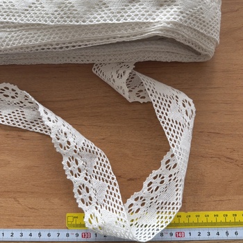 Bavlněná strojově paličkovaná krajka 5cm šíře 3