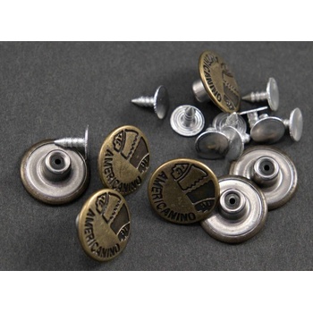 Narážecí knoflík - staromosazná Americanino - průměr 1,7 cm