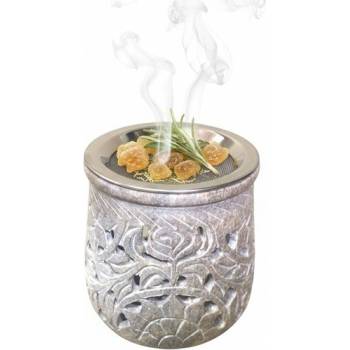 Šedá vykuřovací pícka z přírodní kameniny